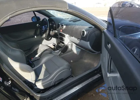 2001 Audi Tt z USA, uszkodzony, nr VIN TRUUT28N511041455